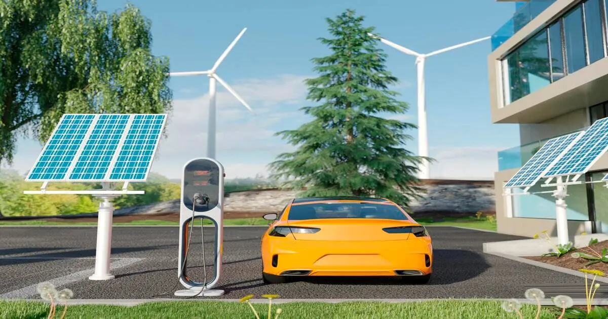 Casa com telhado equipado com painéis solares, demonstrando o futuro da energia solar em aplicações residenciais.